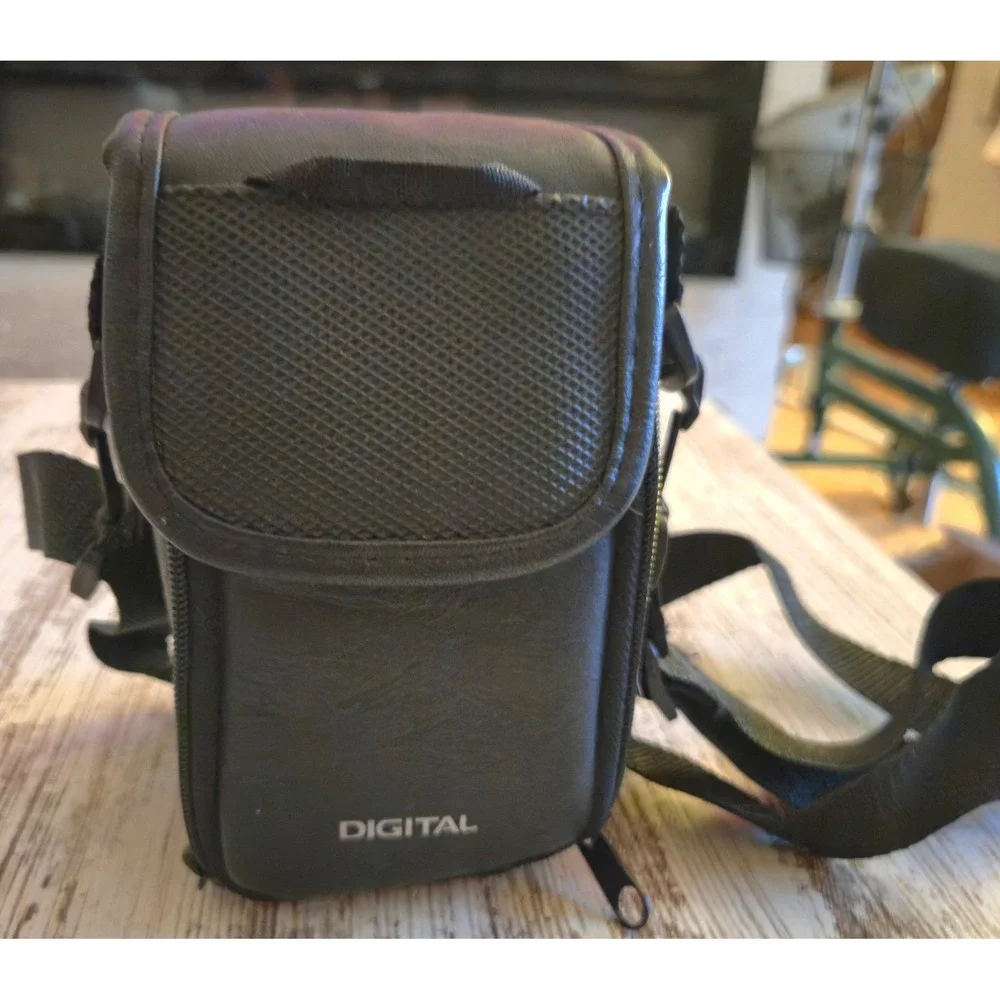 Kodak EasyShare DX3500 Vintage Digital Camera Silver Bundle Case Cable Y2K